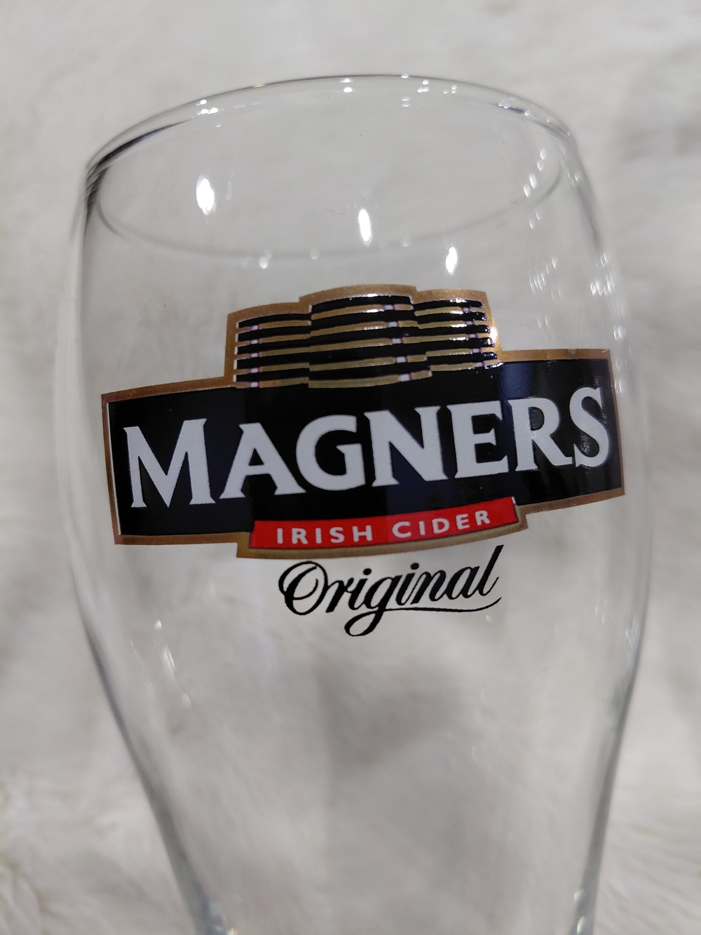 Magners Irish Cider Original Pilsner Glass - Clear with Black & Gold Logo